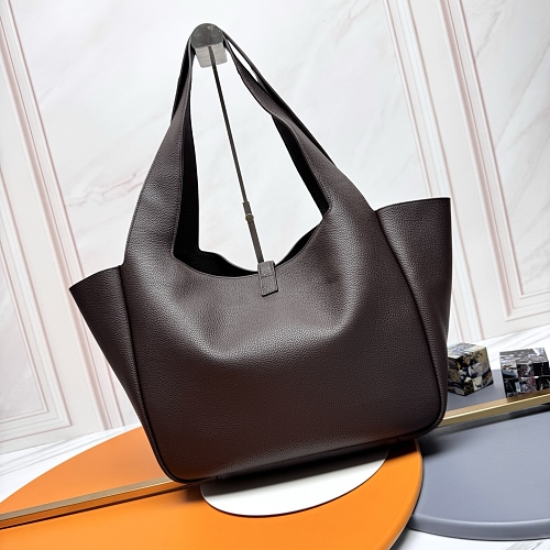 Saint Laurent Le 5 à 7 Bea · S8M2