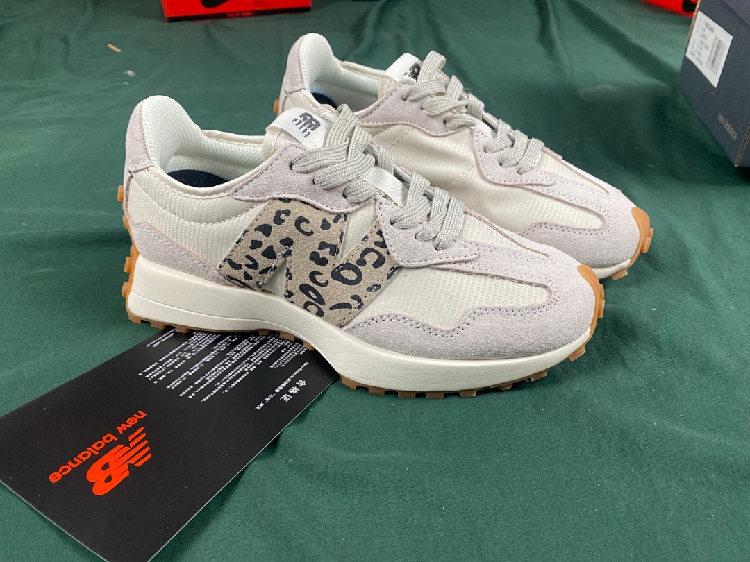 New Balance 327 · MS327 — תמונה 6