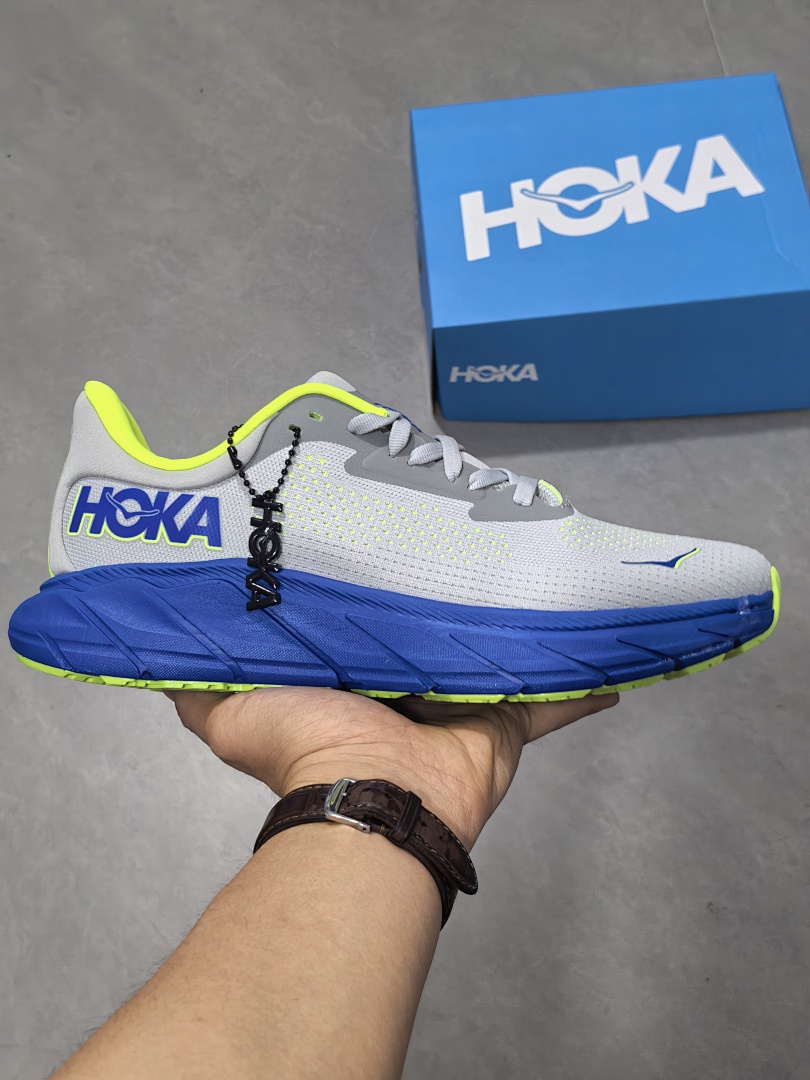 HOKA Arahi 7 · RTG9