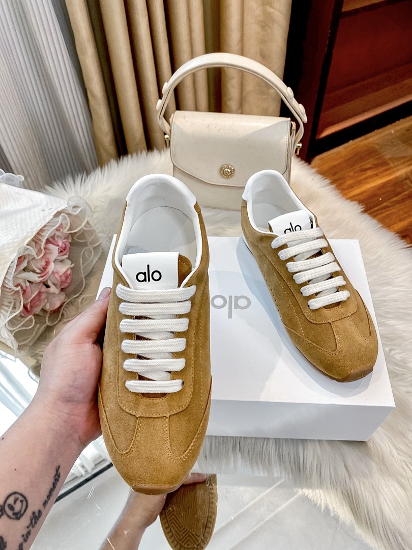 ALO Sunset Sneaker · P5Y5 — תמונה 6