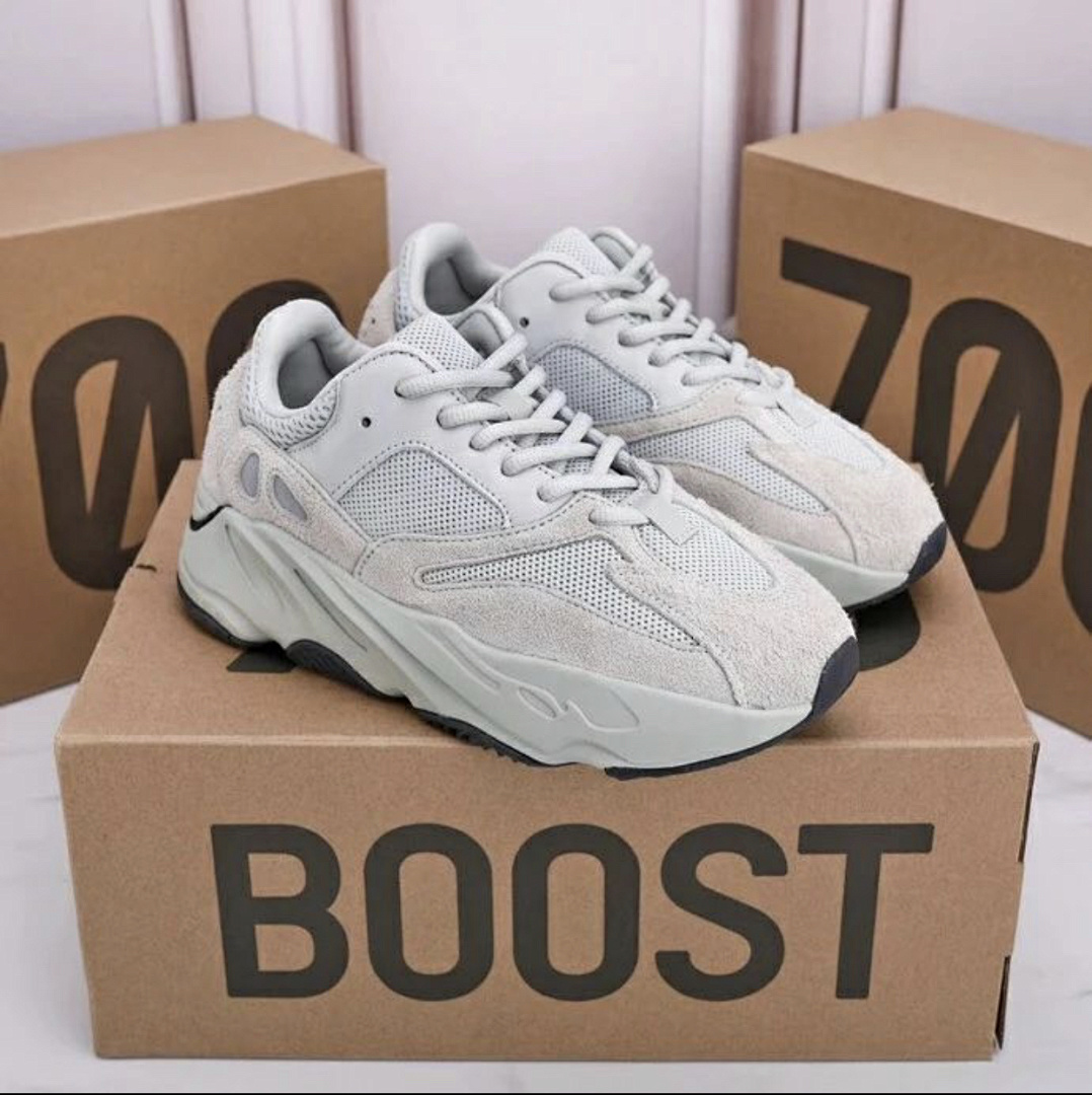Adidas Yeezy Boost 700 Wave Runner · J3A1 — תמונה 5