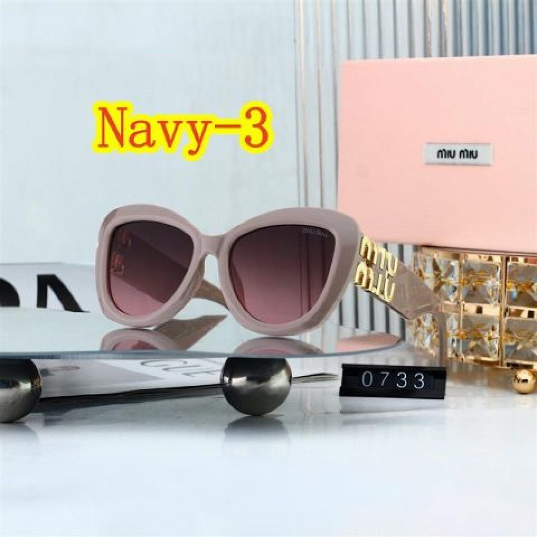 Navy MIUMIU sunglasses 36$ — תמונה 6