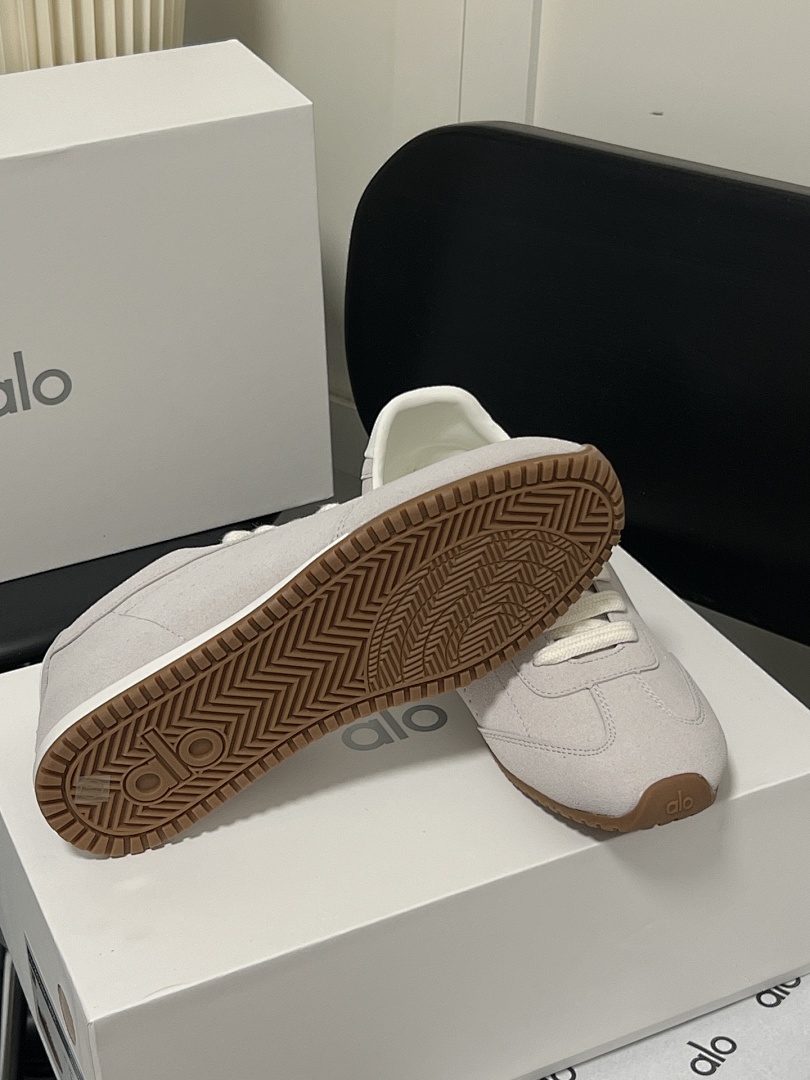Alo Yoga Sunset Sneaker · H1R6 — תמונה 4
