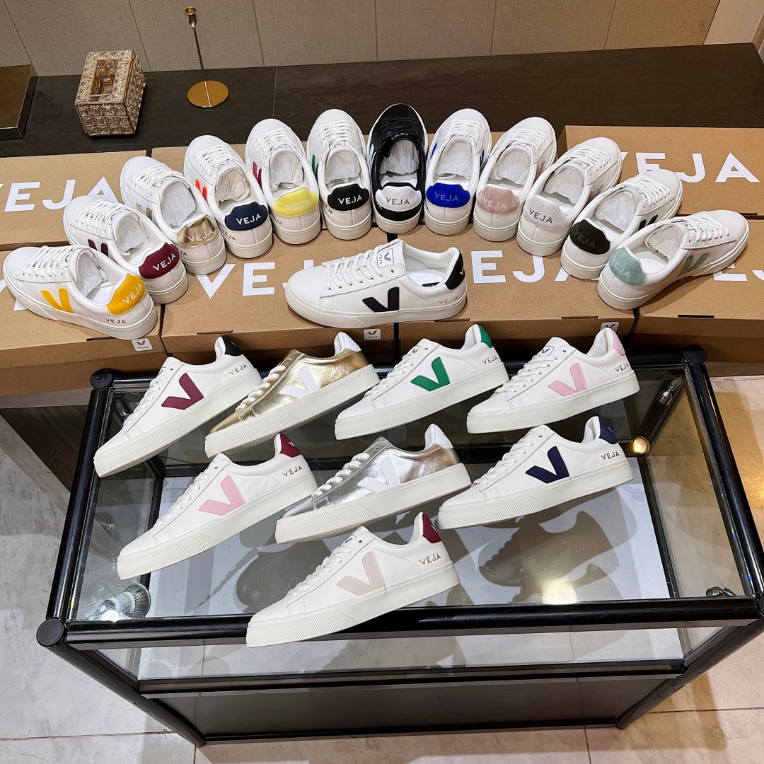 VEJA — סניקרס · J3V3