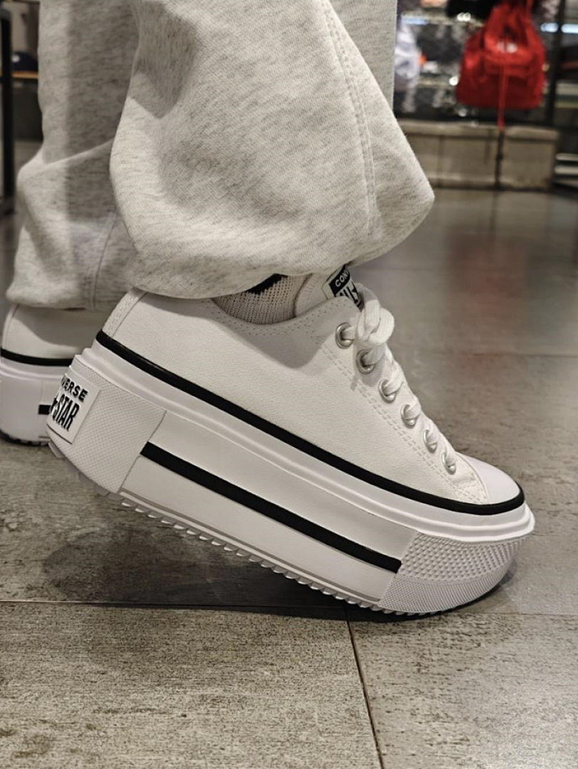 Converse Chuck Taylor All Star Lift · K67E — תמונה 14