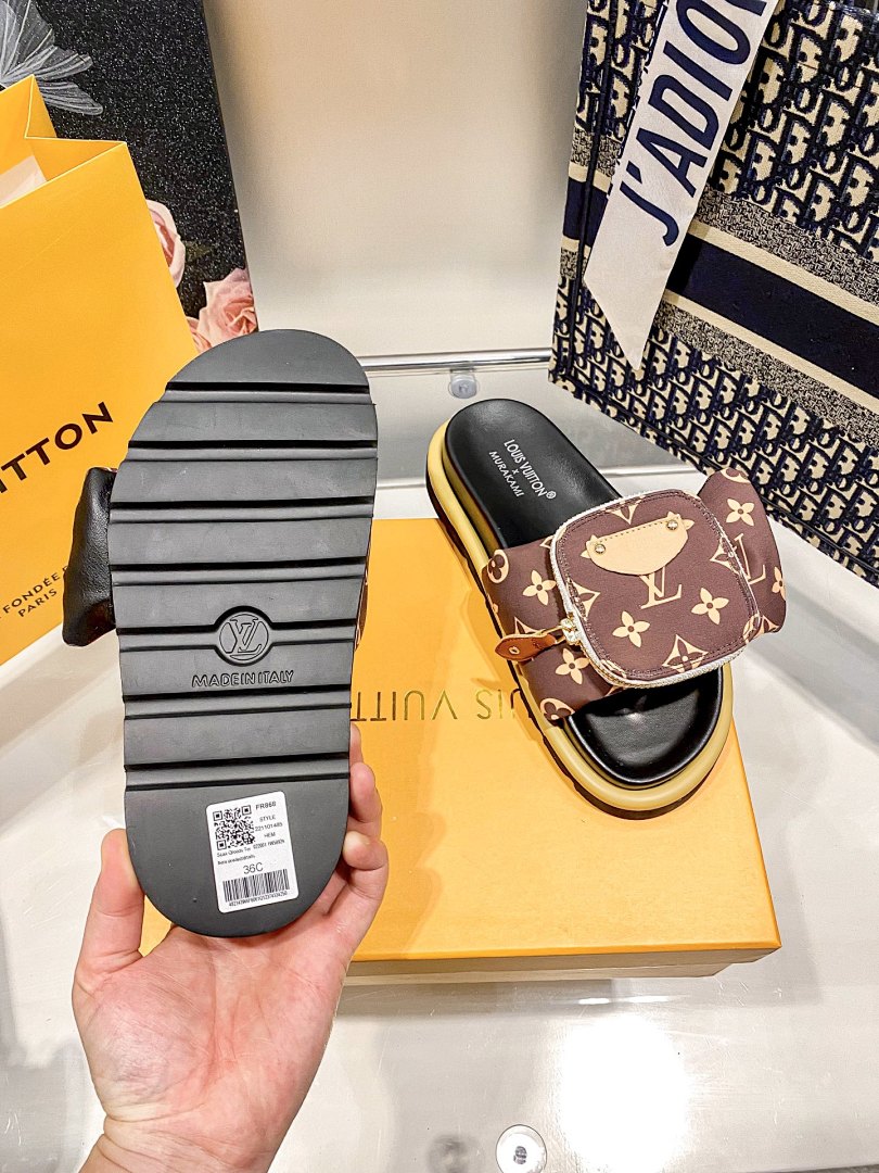 Louis Vuitton Pool Pillow Comfort Mule · RR07 — תמונה 9