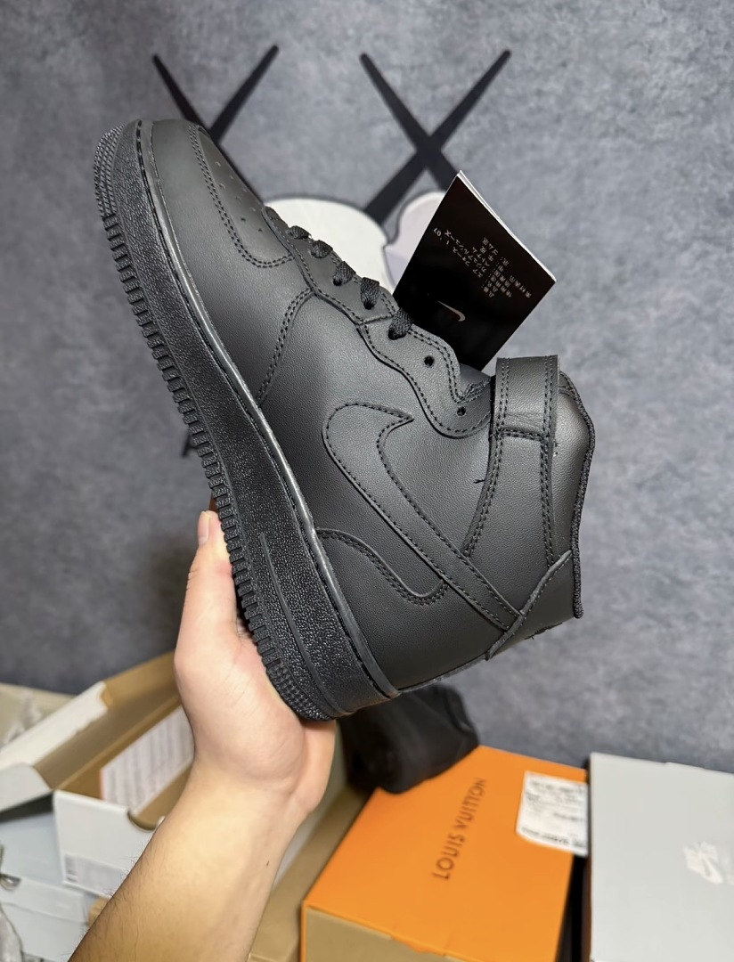 Nike Air Force 1 Mid · F1M — תמונה 6