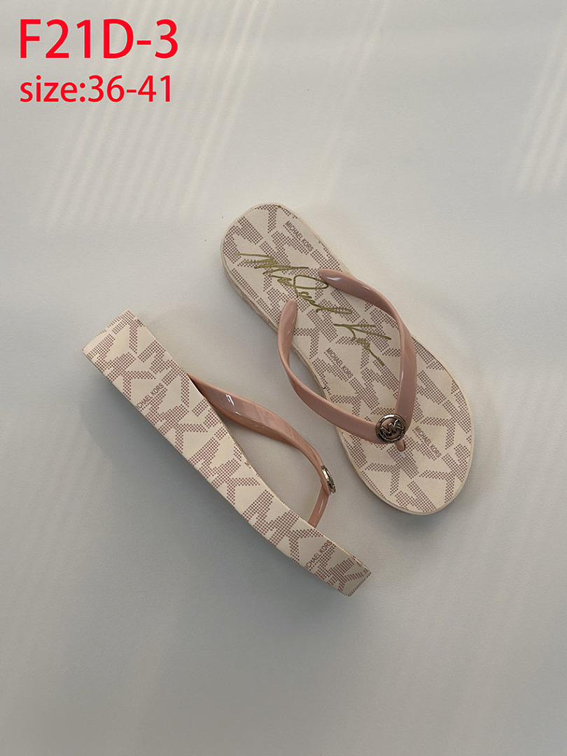 Michael Kors Bedford Signature Logo Flip Flop · F21D — תמונה 17