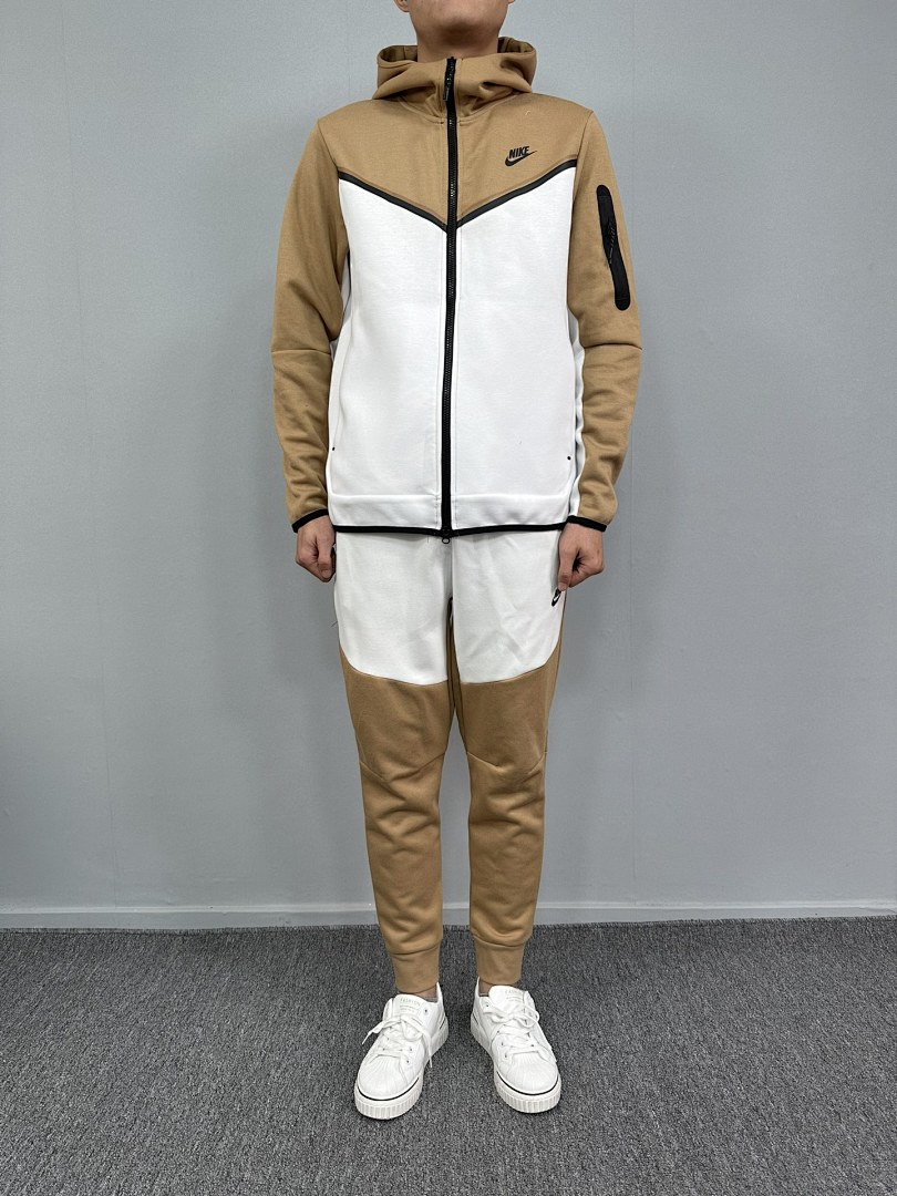 Nike Tech Fleece Windrunner · M9B5 — תמונה 25