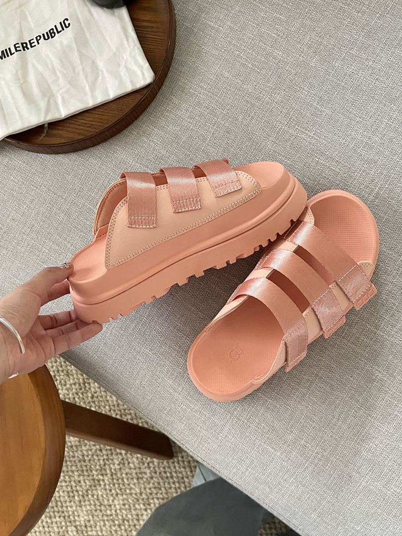 UGG GoldenGlow Slide · 3QK1 — תמונה 8