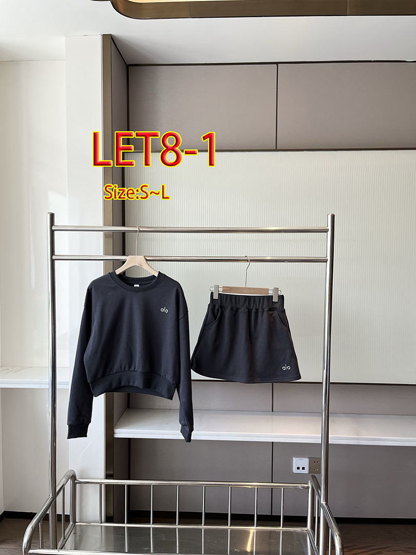 Alo Yoga Accolade Crewneck · LET8 — תמונה 10