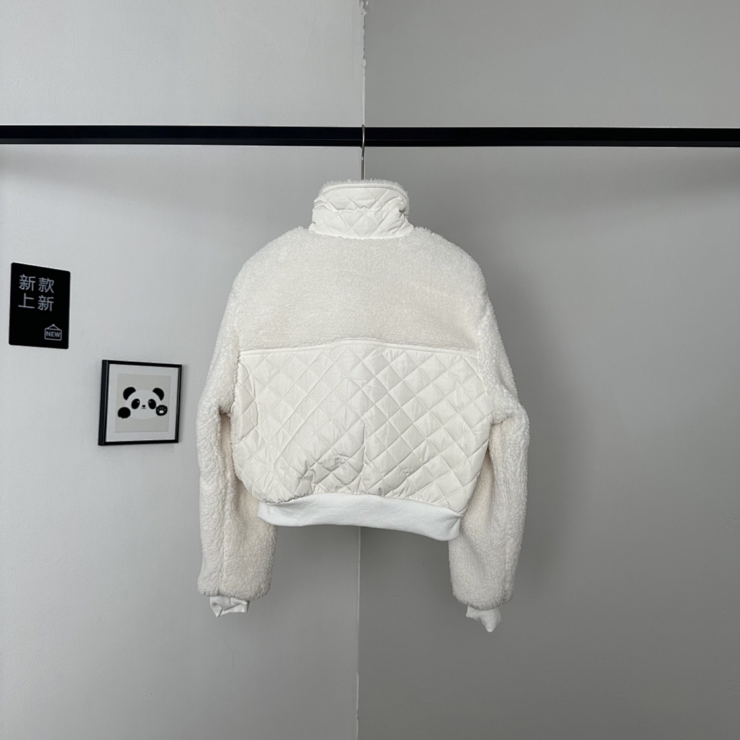 Alo Yoga Sherpa Edge Bomber · YA01 — תמונה 5