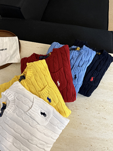 Ralph Lauren Cable-Knit Sweater · RJ26X