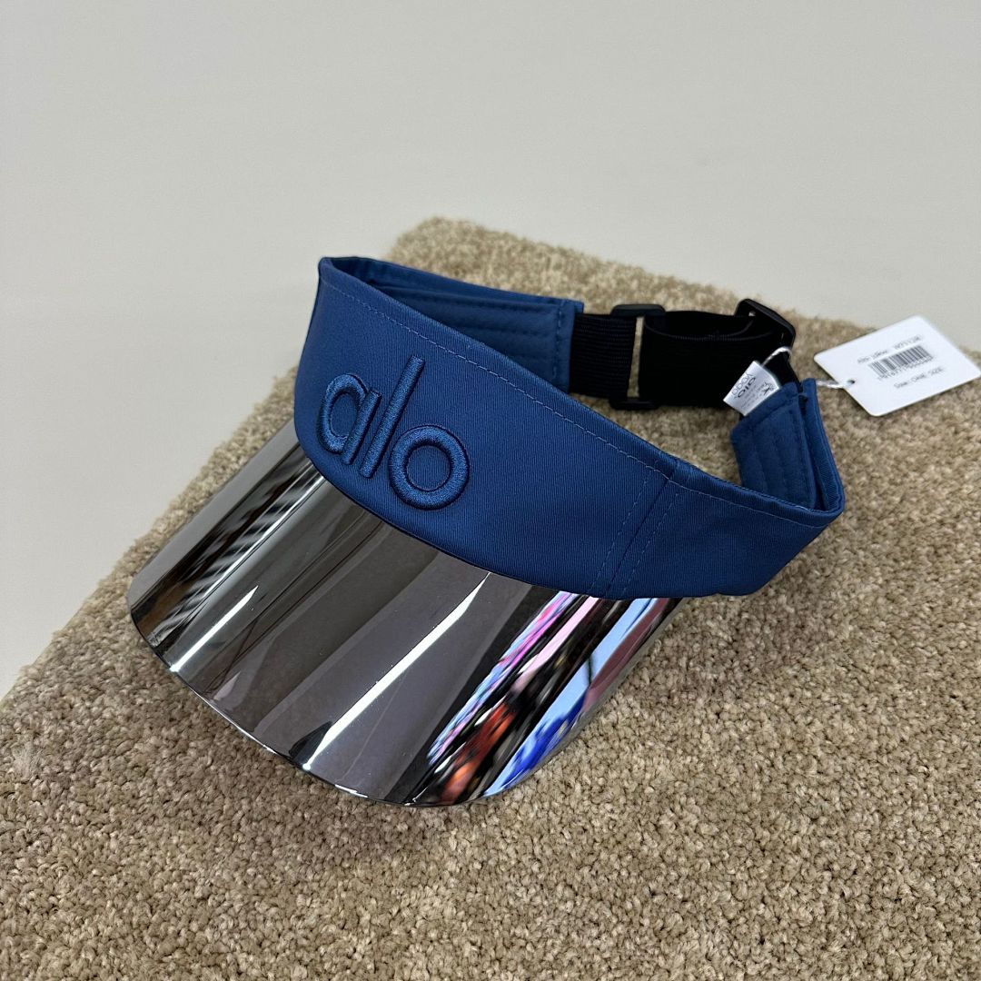 Alo Yoga Airlift Solar Visor · A1M — תמונה 7