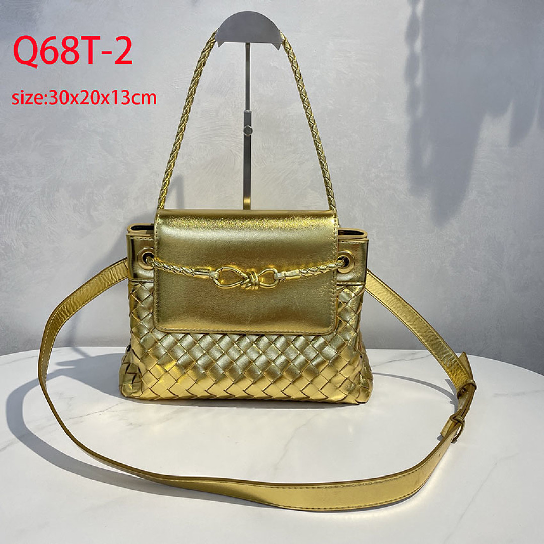 Bottega Veneta Andiamo Messenger · Q68T — תמונה 12