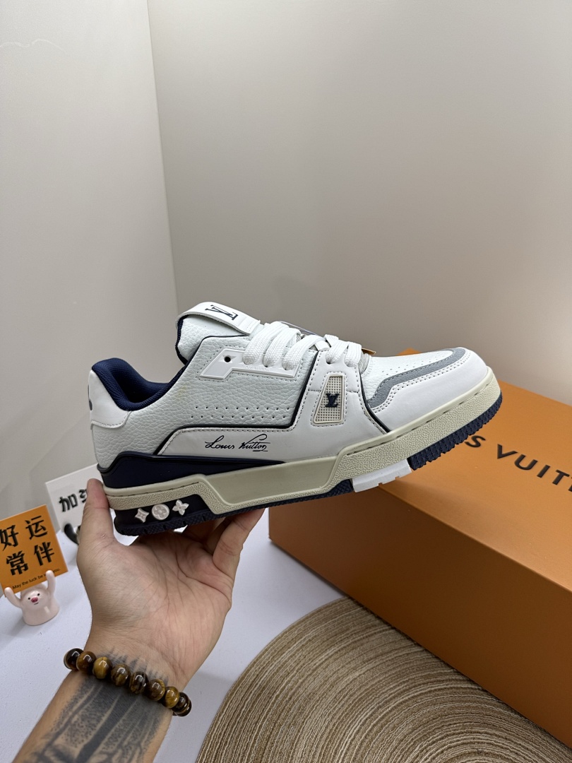 Louis Vuitton LV Trainer Sneaker · P2Y3 — תמונה 5
