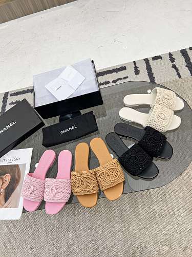 Chanel Crochet CC Mules · J85U