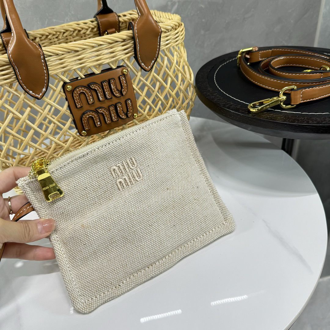Miu Miu Rattan Top Handle Bag · JX89 — תמונה 4