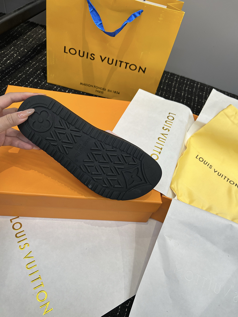 Louis Vuitton Miami Mule · H37R — תמונה 7