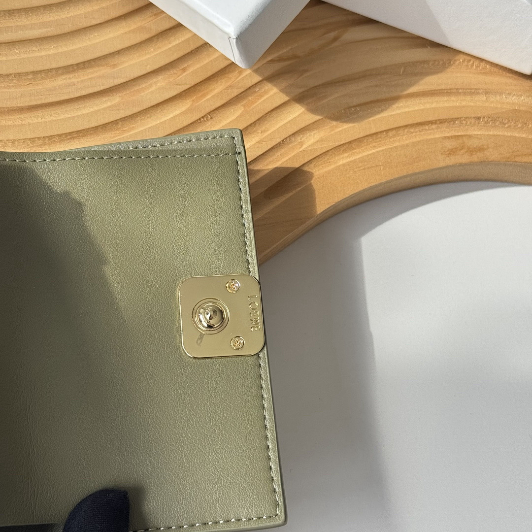 Loewe Anagram · J2LE — תמונה 7