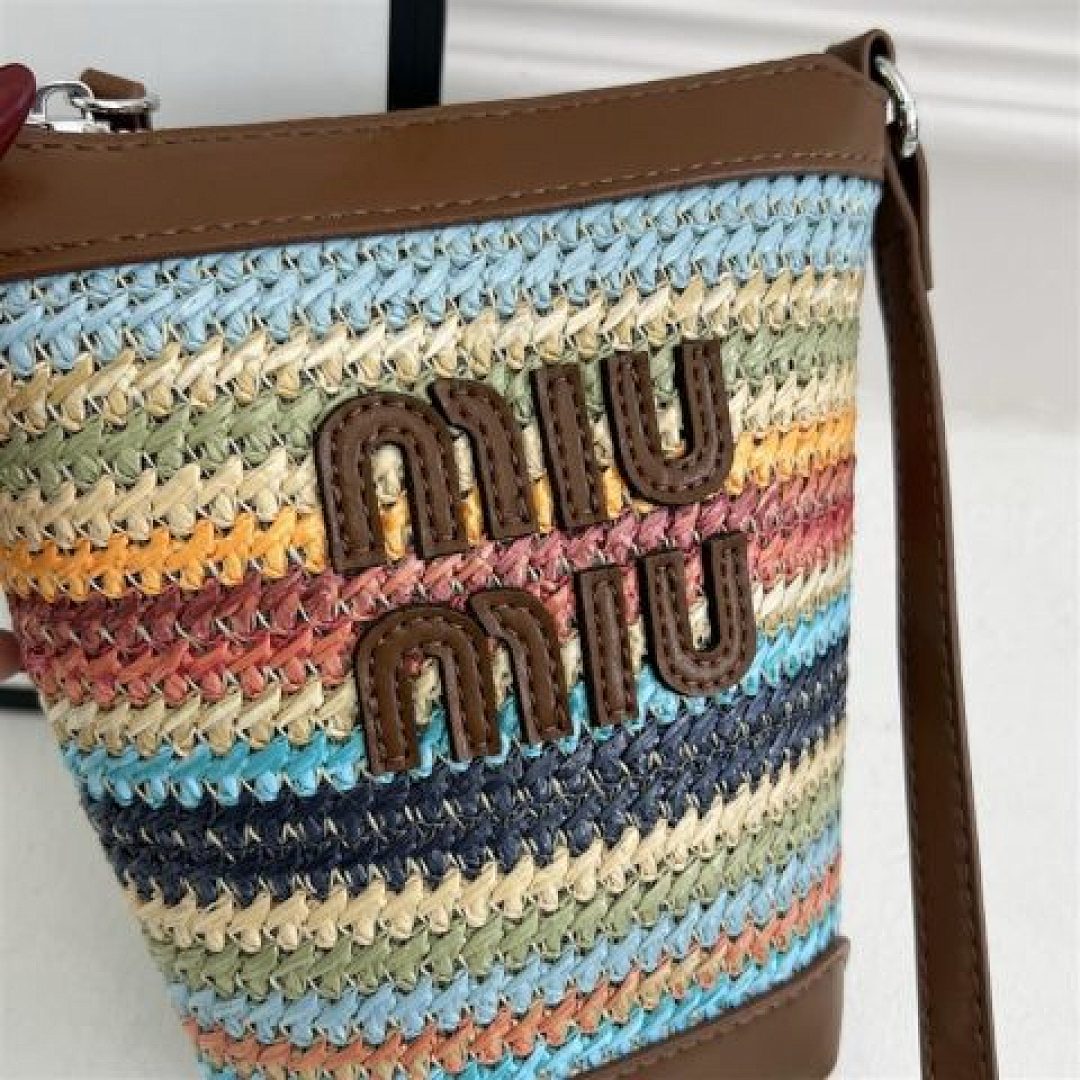 Miu Miu Ivy Bucket Bag · PH195 — תמונה 6