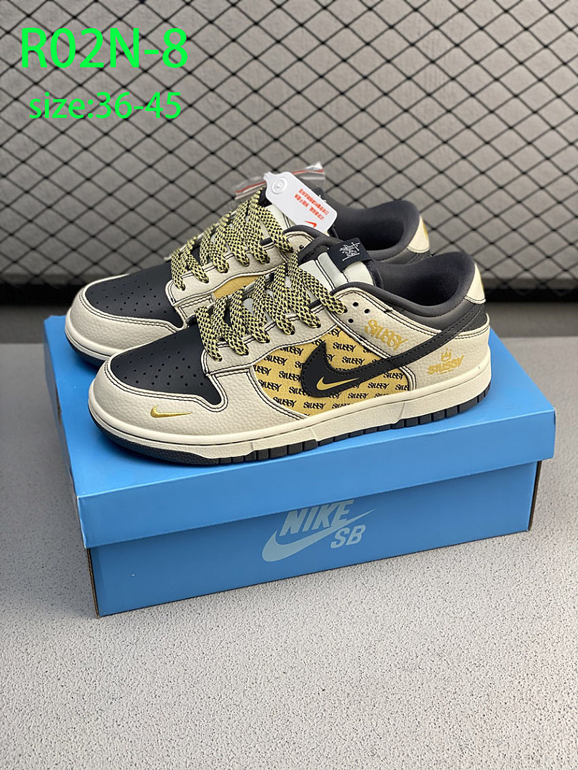 Nike Dunk Low x Stussy · R02N — תמונה 3