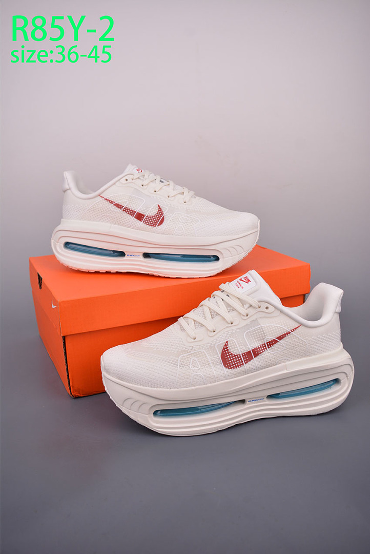 Nike Vomero Premium · R85Y — תמונה 29