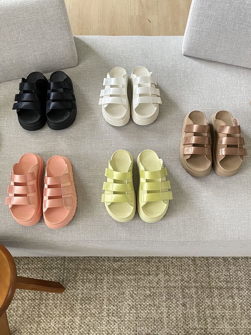 UGG GoldenGlow Slide · 3QK1 — תמונה 12