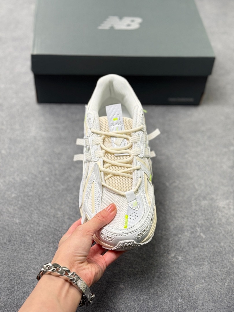 New Balance 1906A · BW04 — תמונה 8