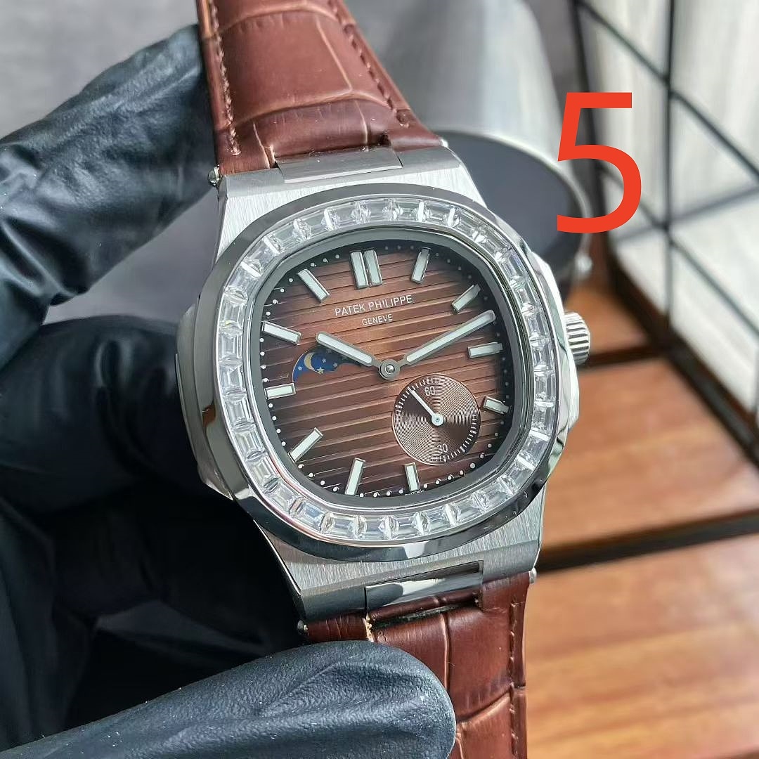 Patek Philippe Nautilus 5724G-001 · ZT13963 — תמונה 5