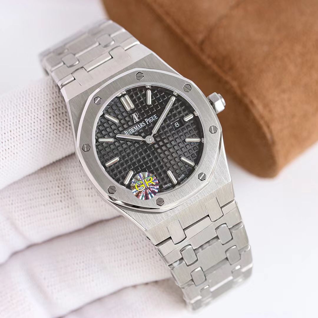 Audemars Piguet Royal Oak · ZT13672