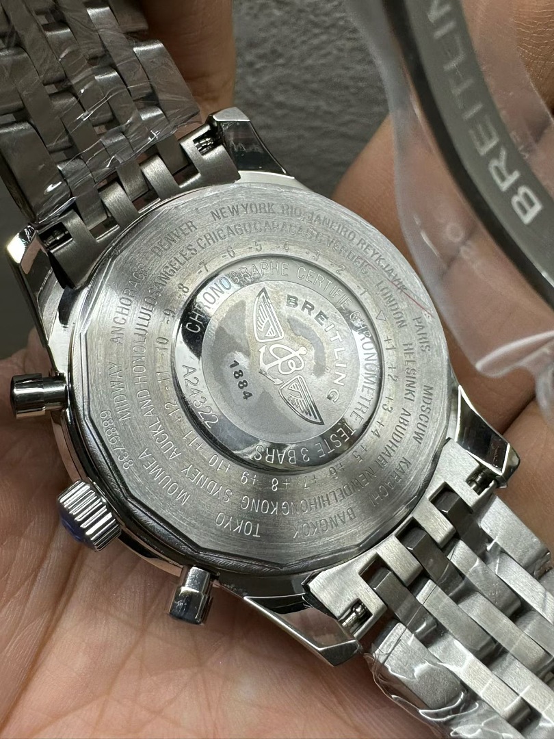 Breitling Navitimer B01 Chronograph 46 · ZT13724 — תמונה 17