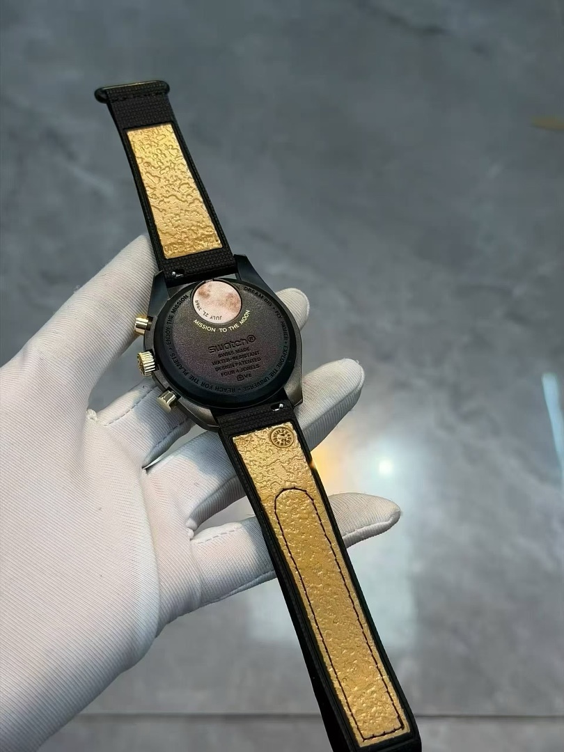Omega x Swatch MoonSwatch Mission to the Moon · ZT13720 — תמונה 4