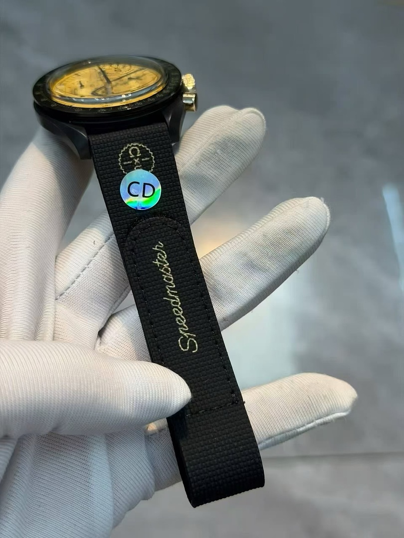 Omega x Swatch MoonSwatch Mission to the Moon · ZT13720 — תמונה 5