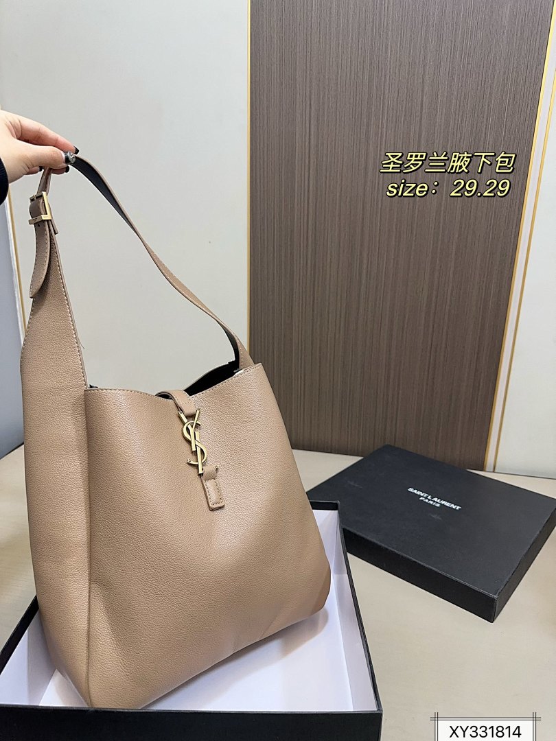 Saint Laurent Le 5 à 7 · 5540 — תמונה 5