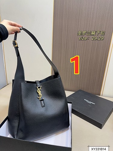 Saint Laurent Le 5 à 7 · 5540