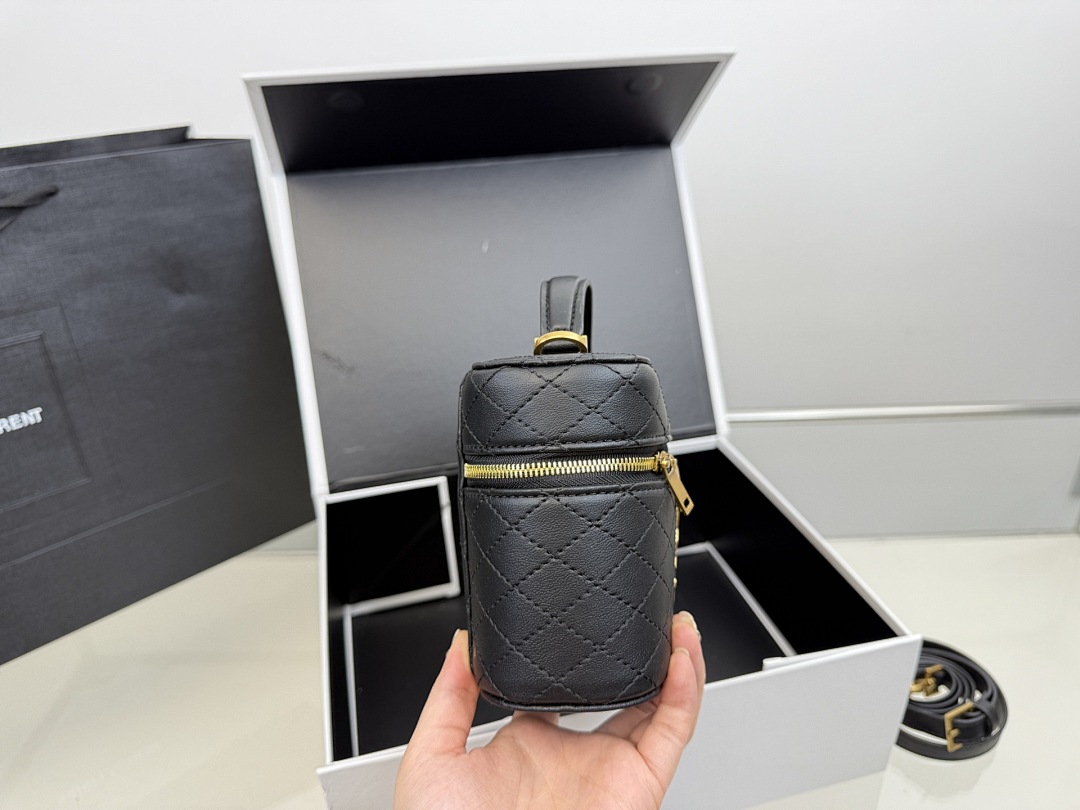 Saint Laurent Gaby Vanity · 6163 — תמונה 8