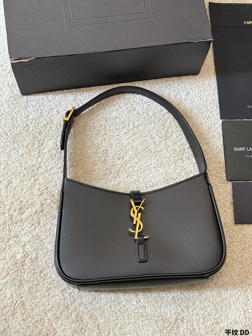 Saint Laurent Le 5 à 7 · 5836 — תמונה 19