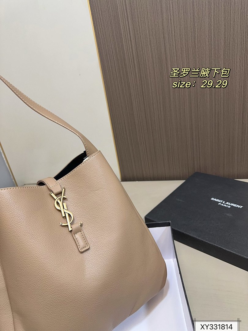 Saint Laurent Le 5 à 7 · 5540 — תמונה 4