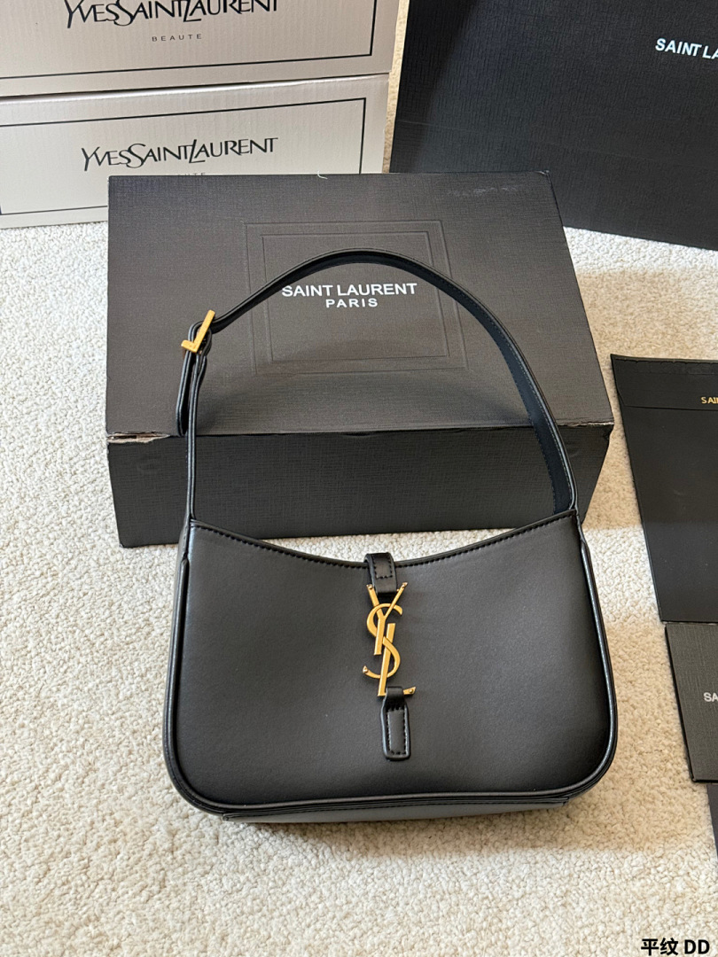 Saint Laurent Le 5 à 7 · 5836 — תמונה 24