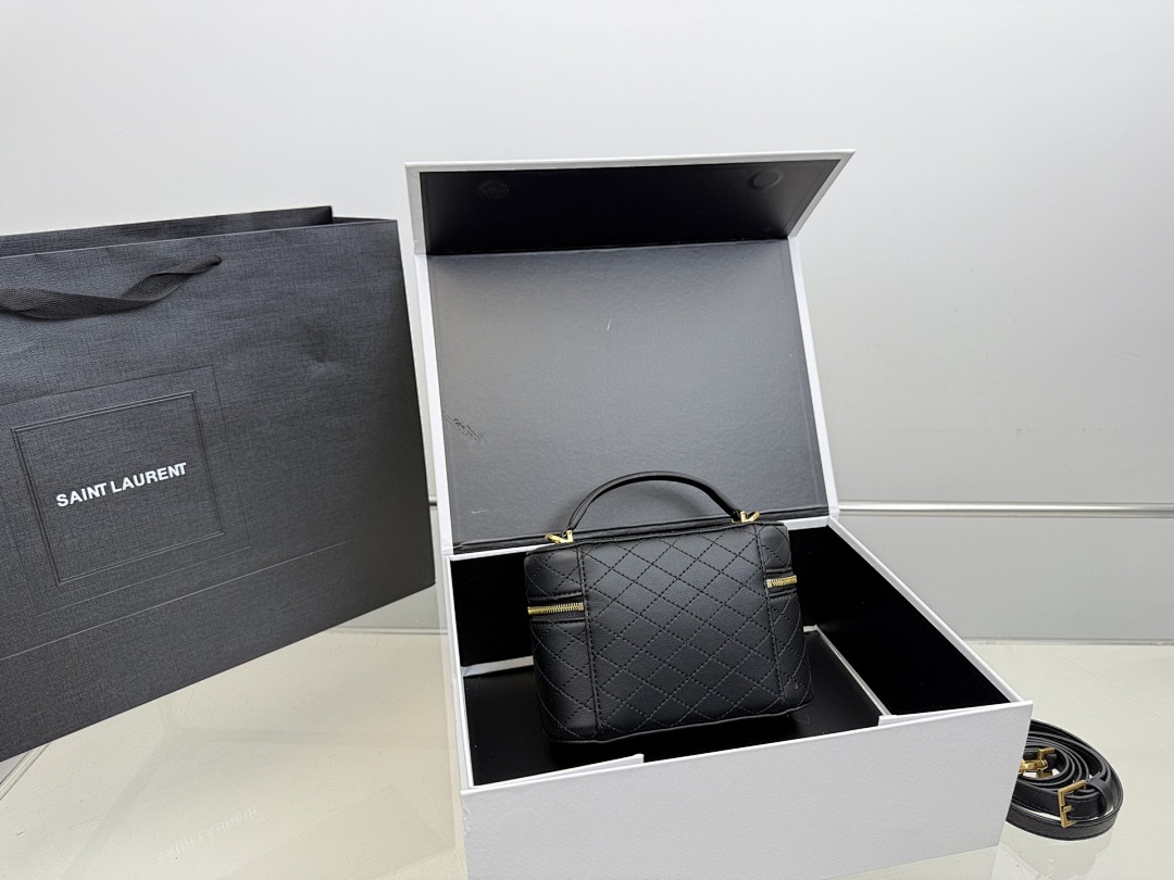 Saint Laurent Gaby Vanity · 6163 — תמונה 9