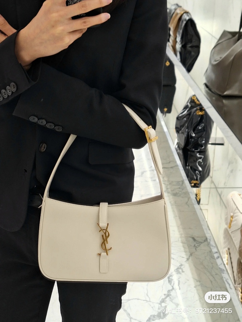 Saint Laurent Le 5 à 7 · 4818 — תמונה 15