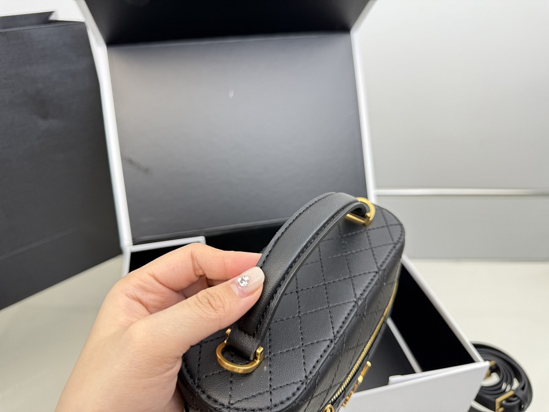 Saint Laurent Gaby Vanity · 6163 — תמונה 4
