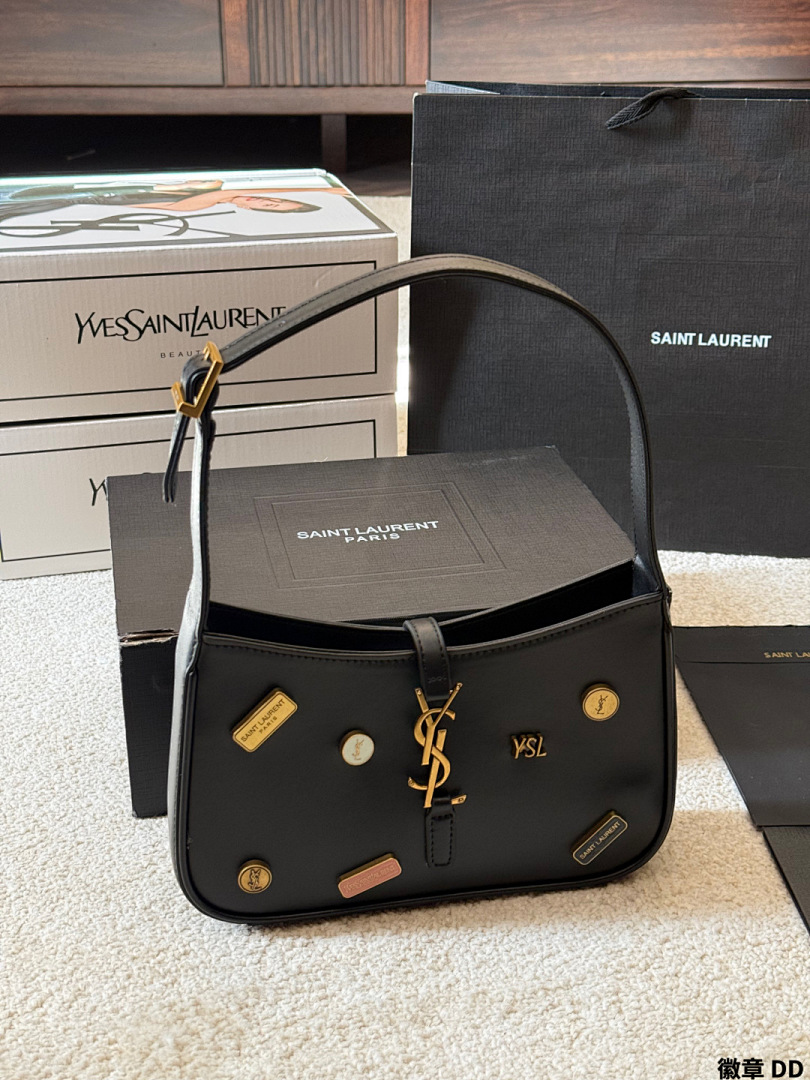 Saint Laurent Le 5 à 7 · 5836 — תמונה 17