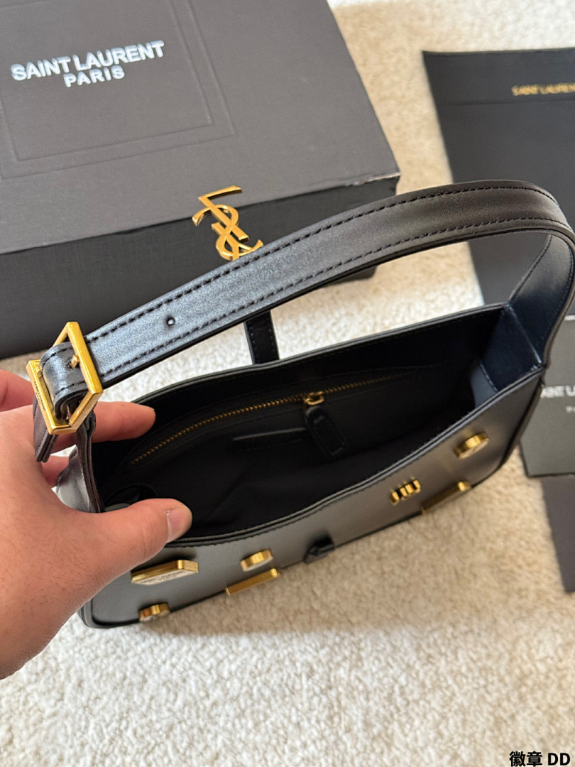 Saint Laurent Le 5 à 7 · 5836 — תמונה 10