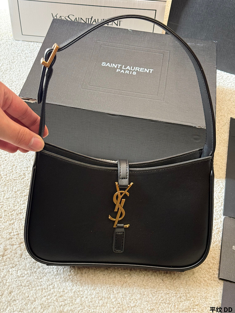 Saint Laurent Le 5 à 7 · 5836 — תמונה 23