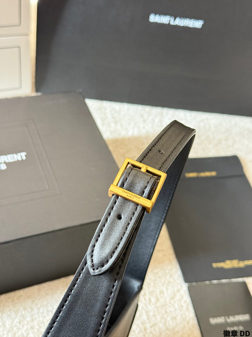 Saint Laurent Le 5 à 7 · 5836 — תמונה 11