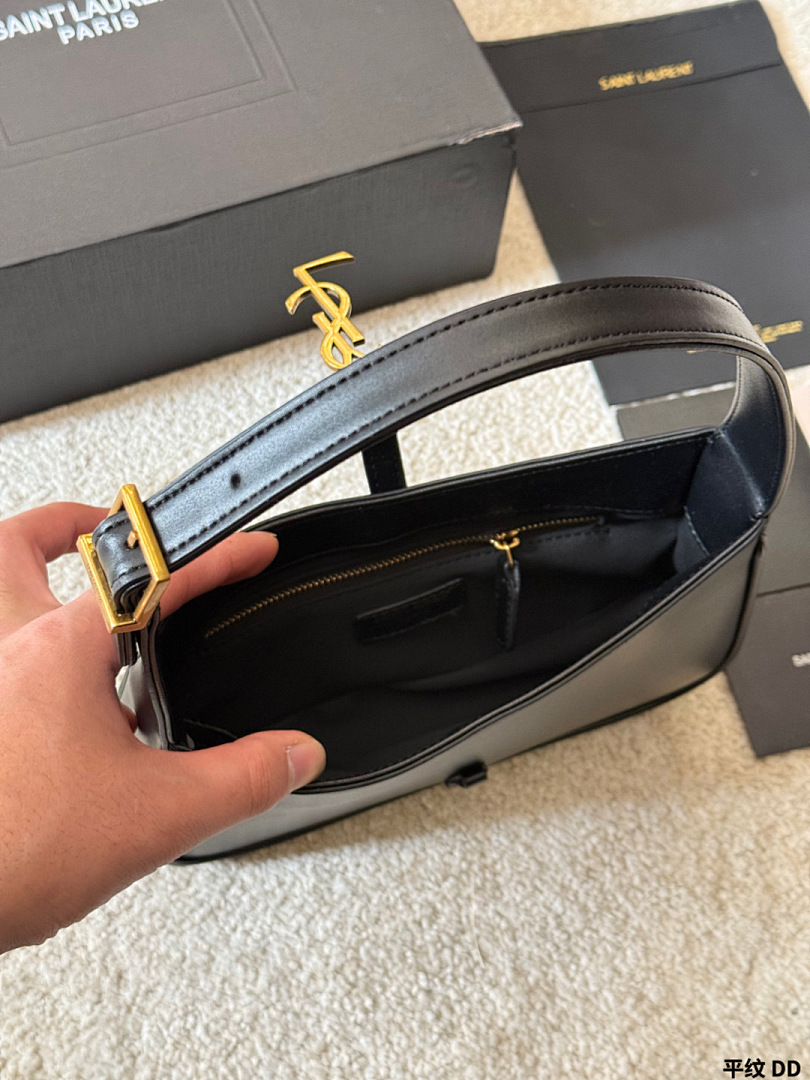 Saint Laurent Le 5 à 7 · 5836 — תמונה 18