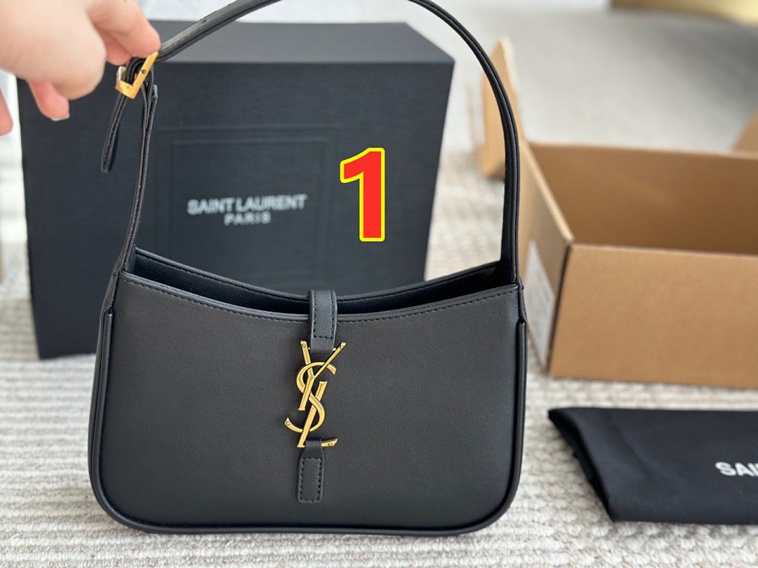Saint Laurent Le 5 à 7 · 5650