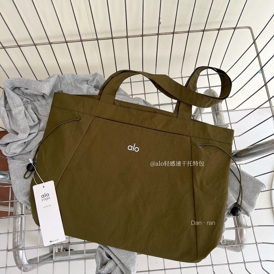 Alo Yoga Alo Aura Universal Tote Bag · A2904 — תמונה 20